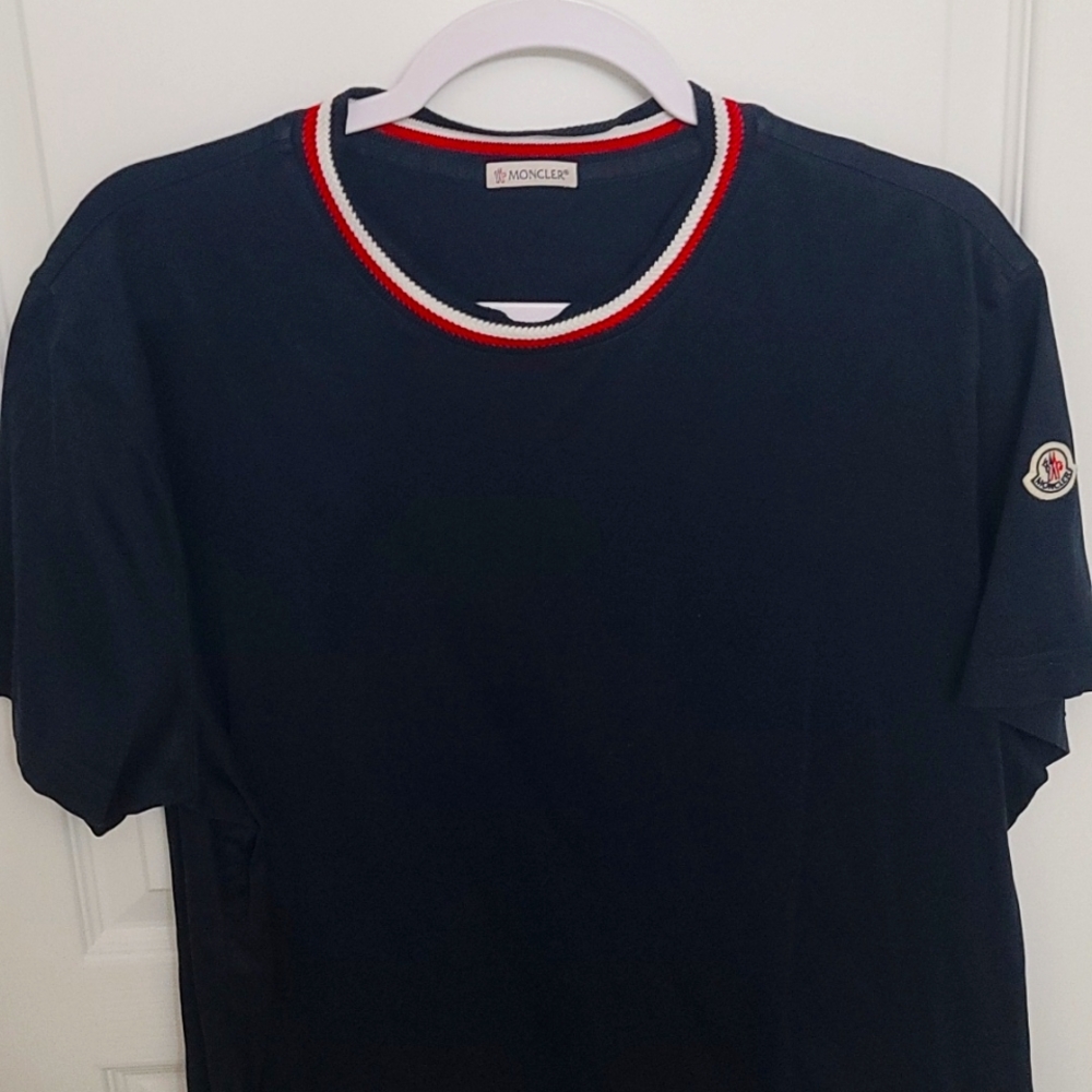 Moncler t shirt